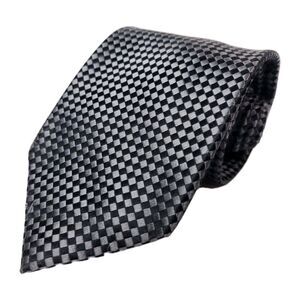 Kenneth Cole Reaction Necktie Mens 100% Silk Career Wear Professional Corporate
